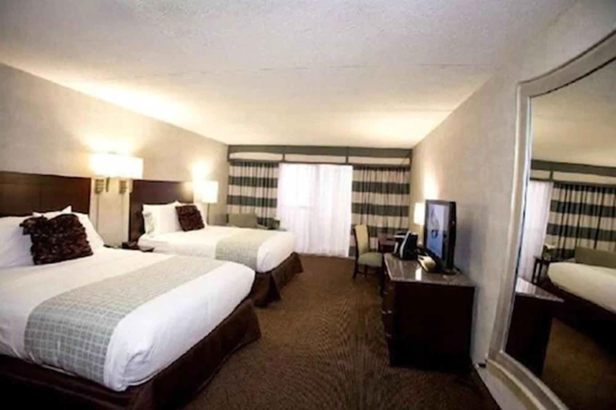 Somerset Inn Troy Exterior photo